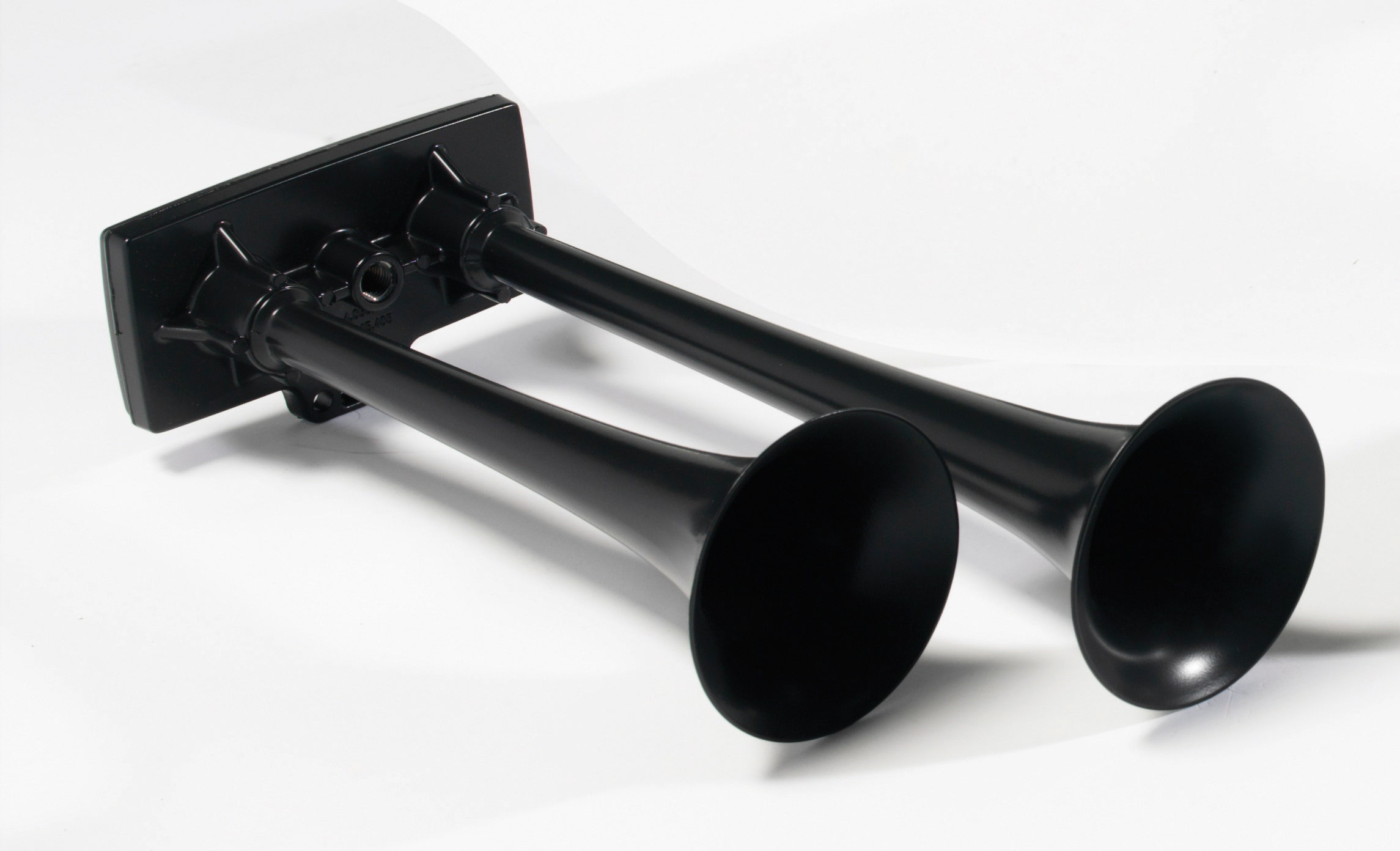 Hadley Horns H00640r 14 15/16 Inch Black Dual Bully Horn  Products  Air Horn