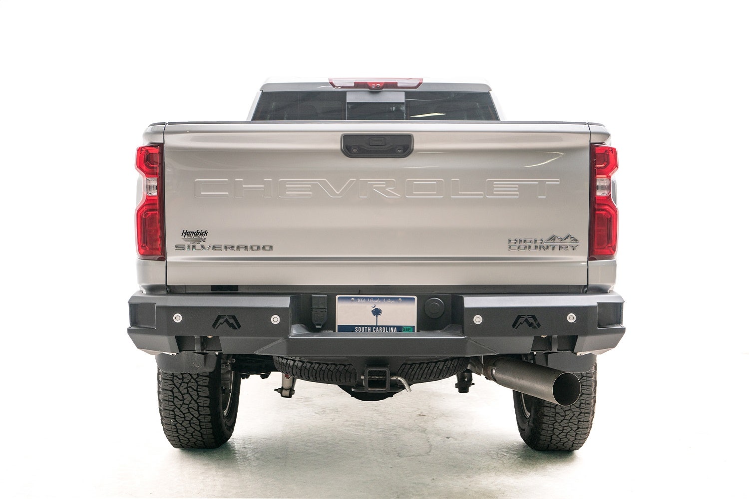 Fab Fours Ch20-W4951-1 Premium Rear Bumper   Premium Rear Bumper