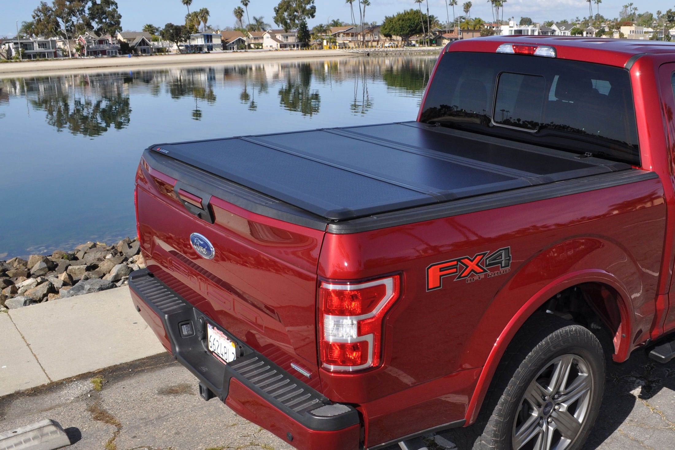 Leer Hf350m   Fits 2019+ Gm Chevy Silverado/Gmc Sierra 1500 With 5.8 Ft Bed