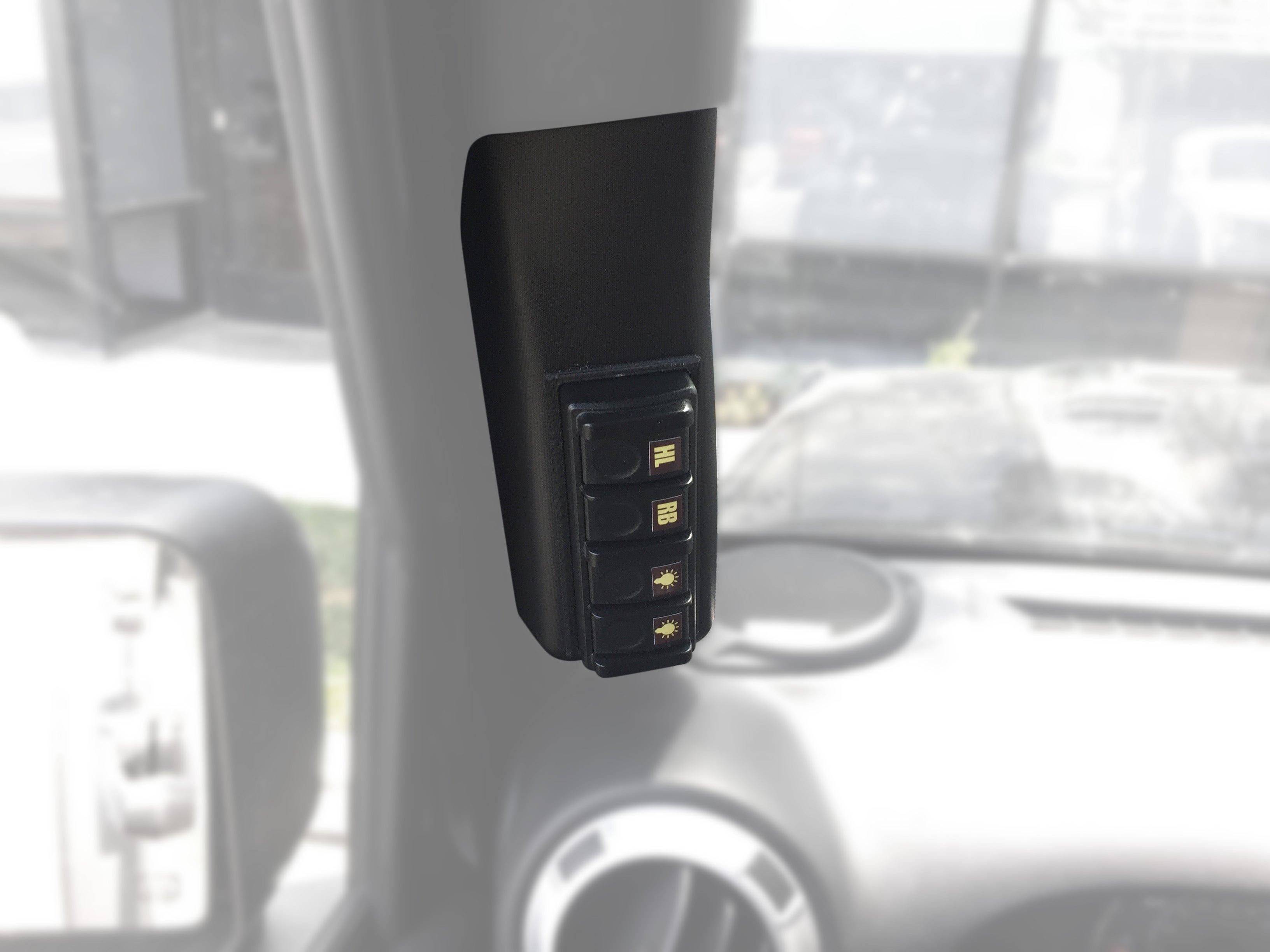 Trigger A-Pillar Remote Mount Jk 07-17 4 Switch Trigger A-Pillar Remote Mount Jk
