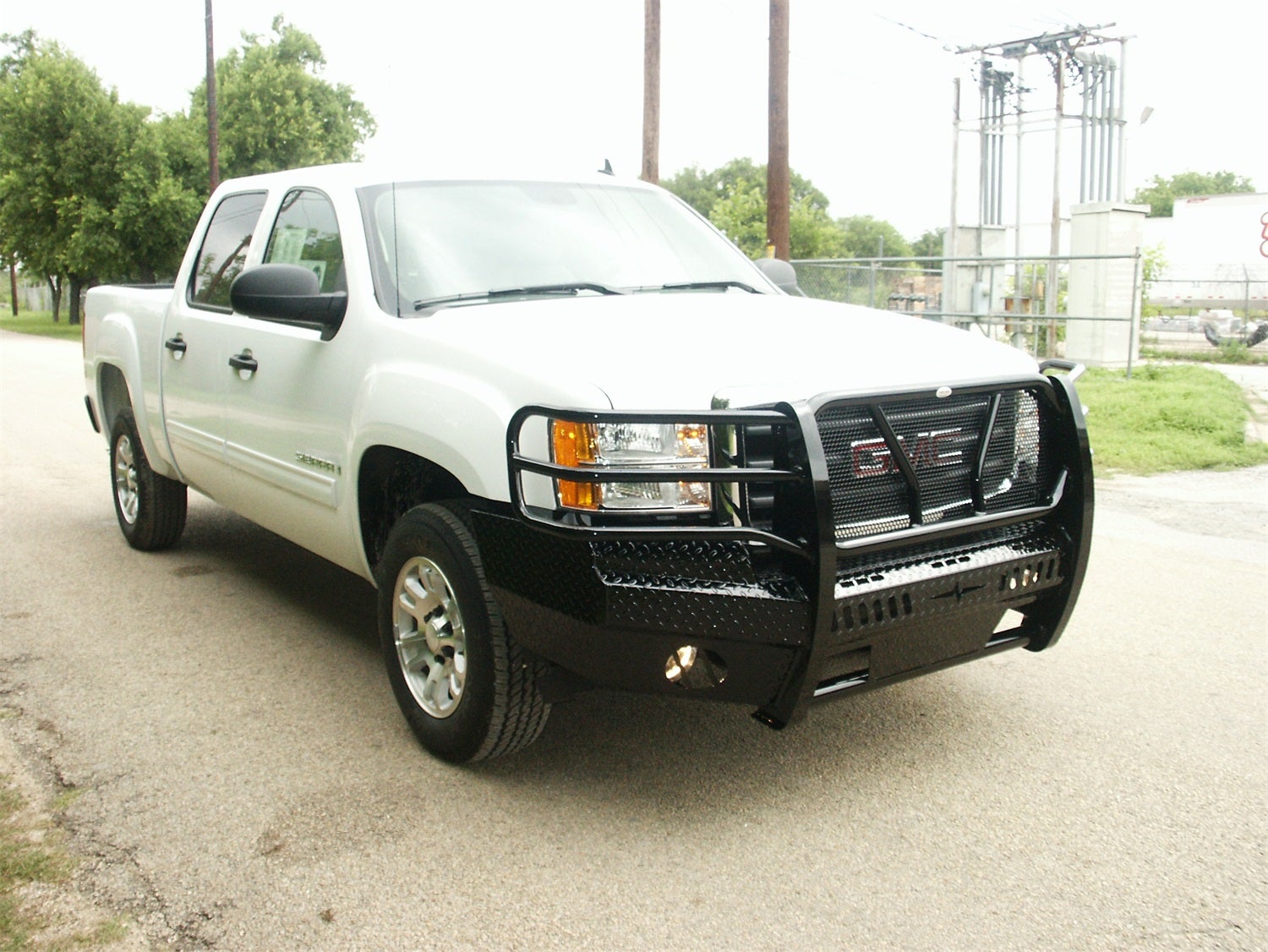 Frontier Truck Gear 300-30-7008 Original Front Bumper Replacement   Original