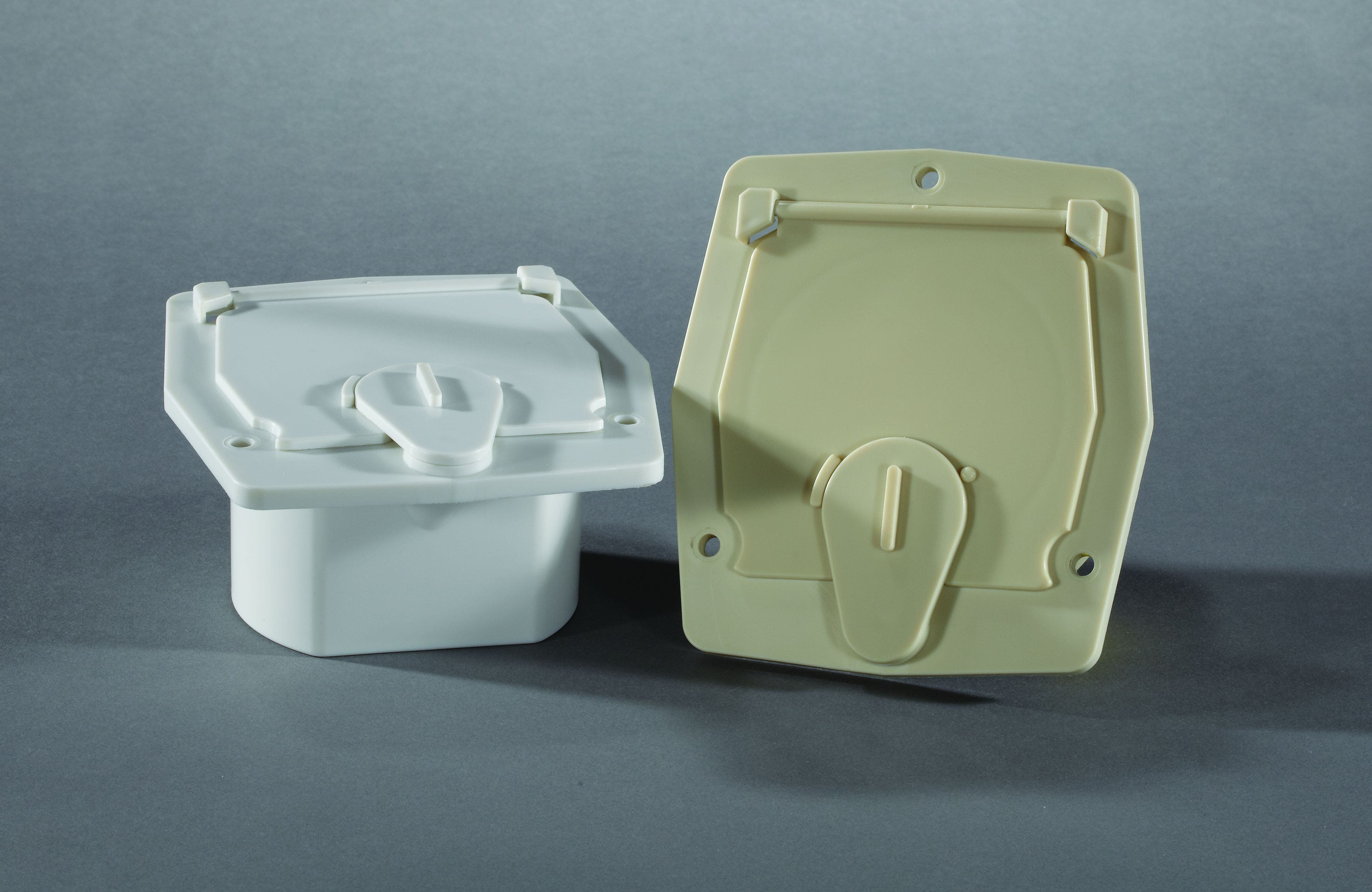 Rv Designer B142, Round Electrical Cable Hatch, Basic, Flat Sided, 4.2 Inch